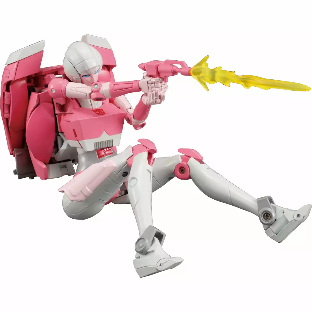Transformers Takara Tomy Masterpiece MP-51 Arcee 6 Transformers Takara Tomy Masterpiece MP-51 Arcee