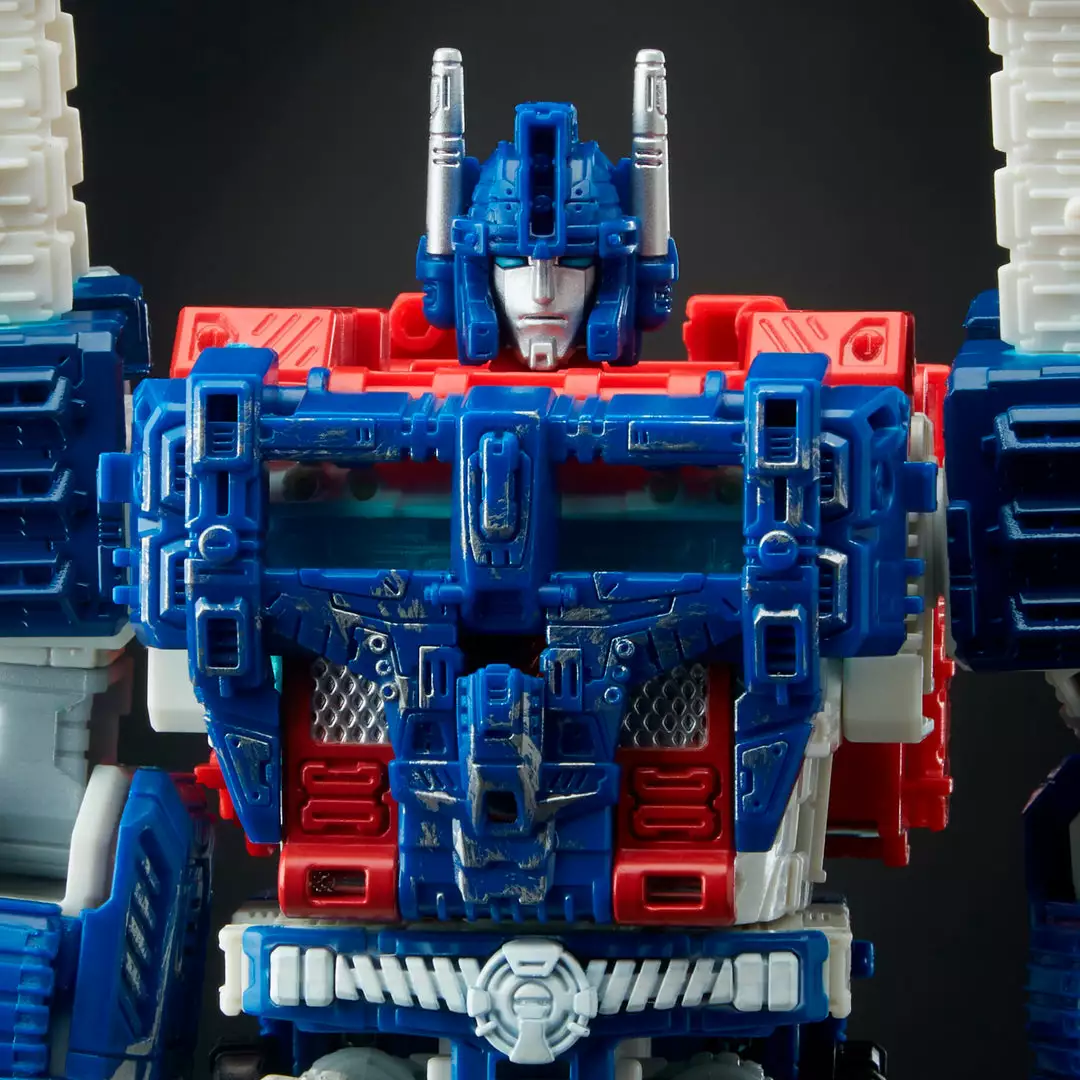 Transformers Generations War For Cybertron: Siege Leader Class WFC-S13 Ultra Magnus Action Figure 3 Transformers Generations War For Cybertron: Siege Leader Class WFC-S13 Ultra Magnus Action Figure