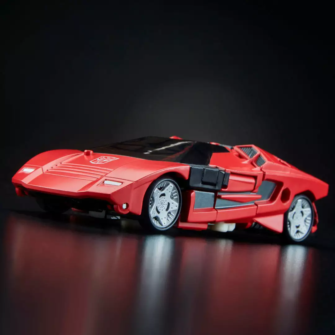 Transformers Generations War For Cybertron: Siege Deluxe Class WFC-S10 Sideswipe Figure