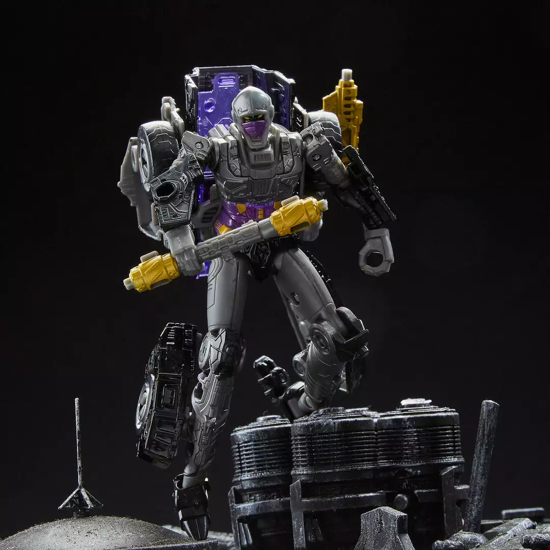 Transformers Generations Selects Deluxe WFC-GS07 Nightbird 5 Transformers Generations Selects Deluxe WFC-GS07 Nightbird