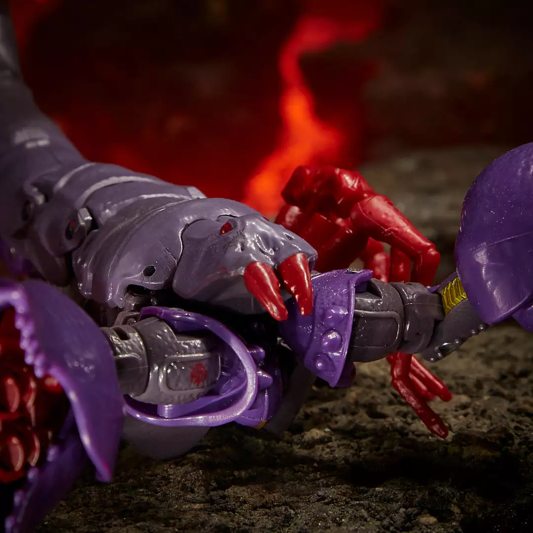 Transformers Generations War For Cybertron: Kingdom Deluxe WFC-K23 Predacon Scorponok Back In Stock 6 Transformers Generations War For Cybertron: Kingdom Deluxe WFC-K23 Predacon Scorponok Back In Stock