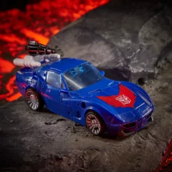 Transformers Generations War For Cybertron: Kingdom Deluxe WFC-K26 Autobot Tracks Back In Stock