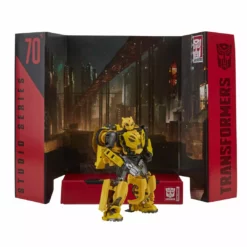 Transformers Studio Series 70 Deluxe Transformers: Bumblebee B-127
