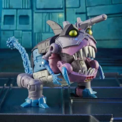 Transformers Studio Series 86-08 Deluxe Class The Transformers: The Movie Gnaw 18 Transformers Studio Series 86-08 Deluxe Class The Transformers: The Movie Gnaw