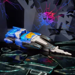 Transformers Generations Shattered Glass Collection Blurr & IDW’s Shattered Glass—Blurr (Exclusive Hasbro Pulse UV Foil Variant Cover)