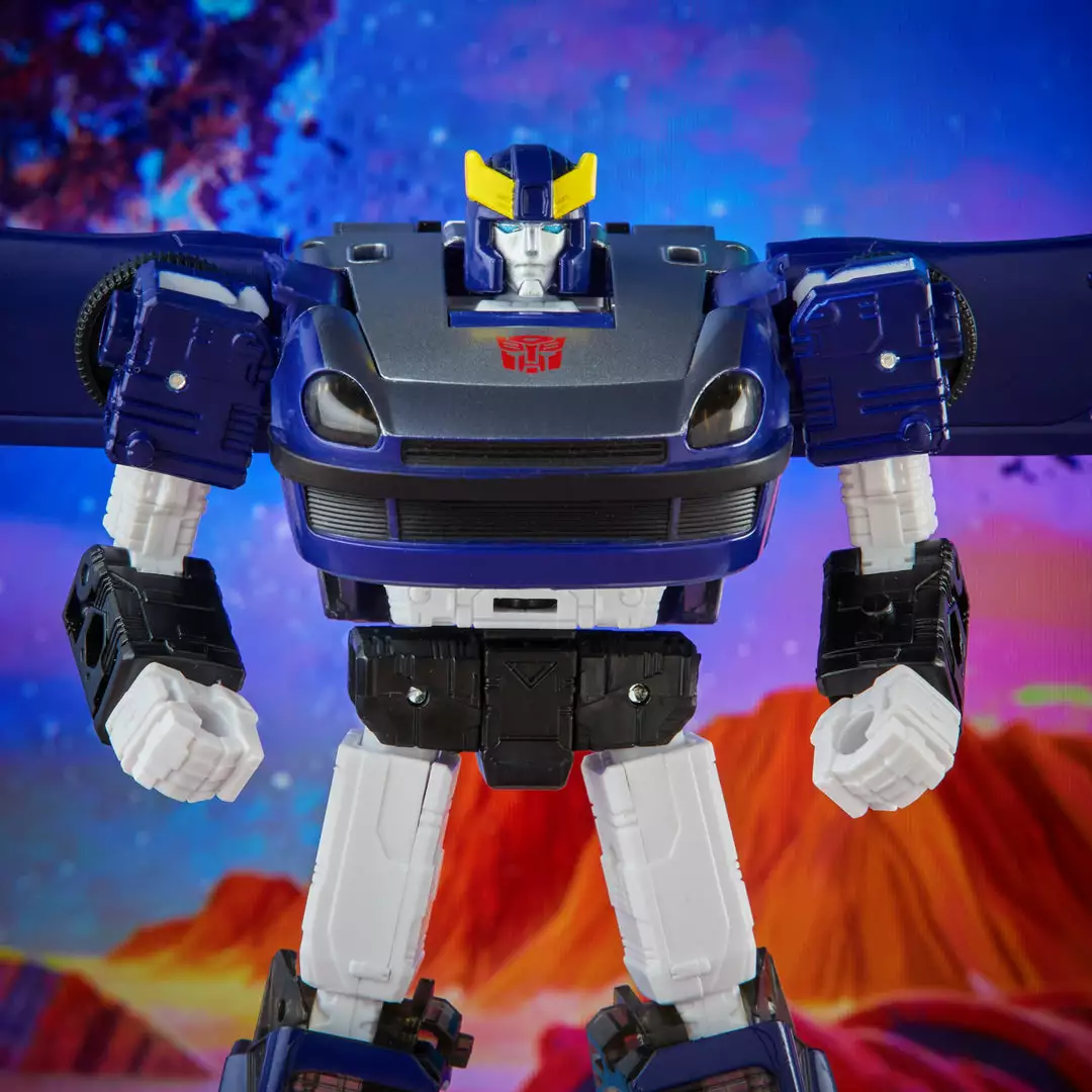 New Transformers Buzzworthy Bumblebee Legacy Deluxe Autobot Silverstreak 7 New Transformers Buzzworthy Bumblebee Legacy Deluxe Autobot Silverstreak