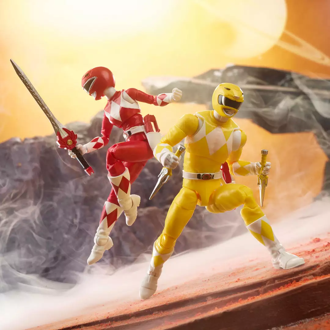 Partner Exclusives Power Rangers Lightning Collection Mighty Morphin Yellow & Red Ranger “Swap” 2-pack 6 Partner Exclusives Power Rangers Lightning Collection Mighty Morphin Yellow & Red Ranger “Swap” 2-pack